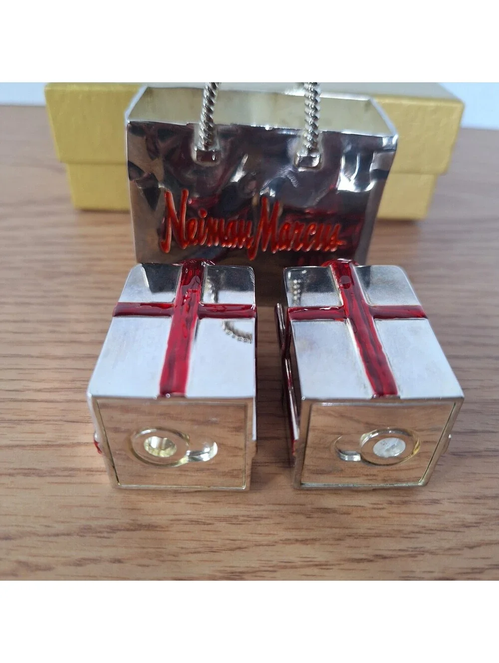 Vintage Neiman Marcus Christmas Gift & Shopping Bag Salt And Pepper Shakers